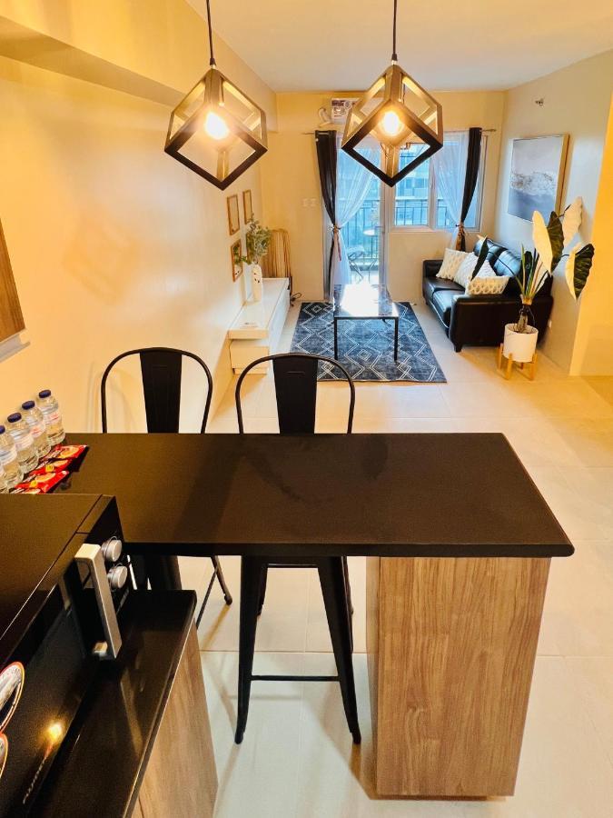 * *P Fantastic 2Br Option For 8 Apartamento Iloilo Exterior foto