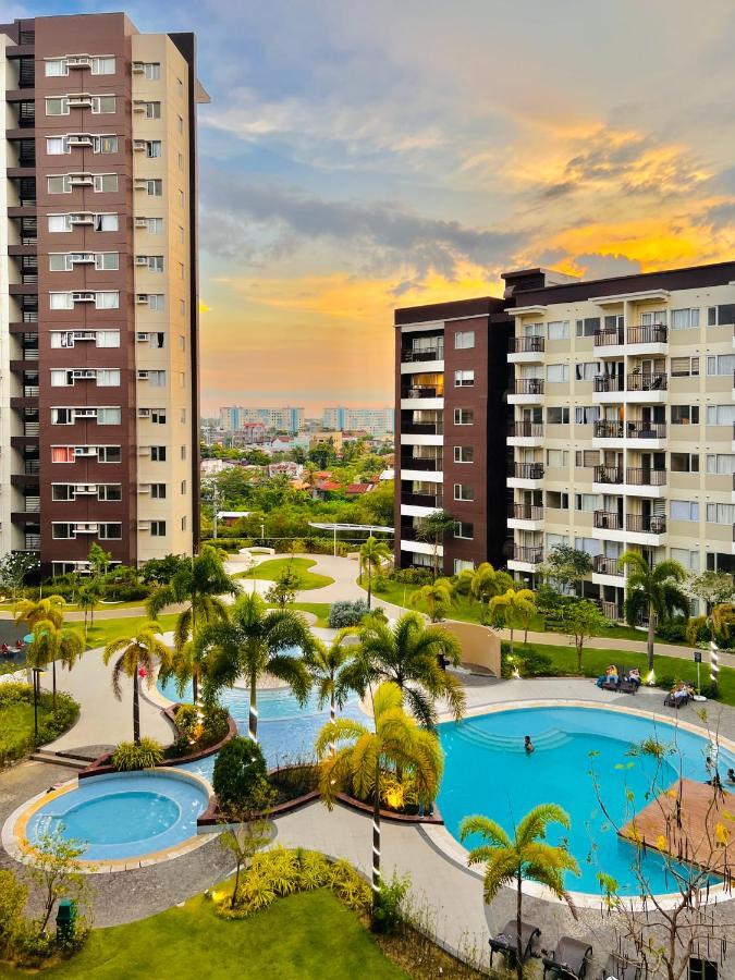 * *P Fantastic 2Br Option For 8 Apartamento Iloilo Exterior foto