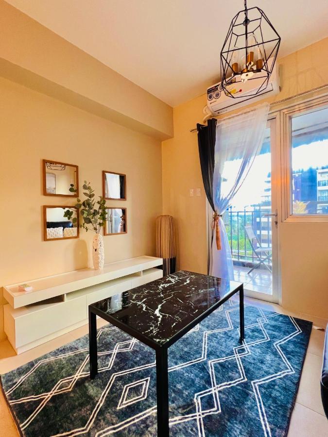 * *P Fantastic 2Br Option For 8 Apartamento Iloilo Exterior foto