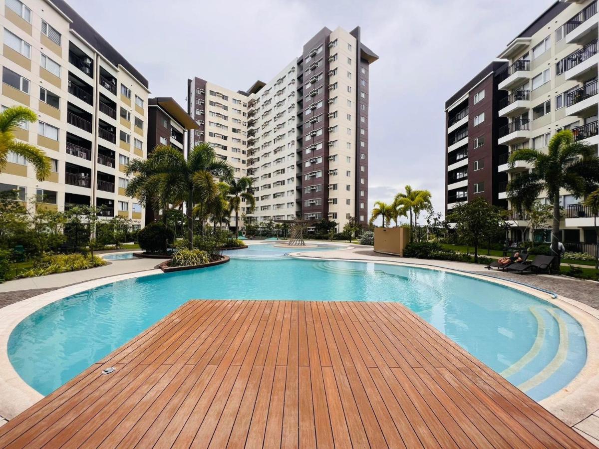 * *P Fantastic 2Br Option For 8 Apartamento Iloilo Exterior foto